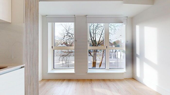 Studio To Rent In Beverley Way, New Malden, SW20