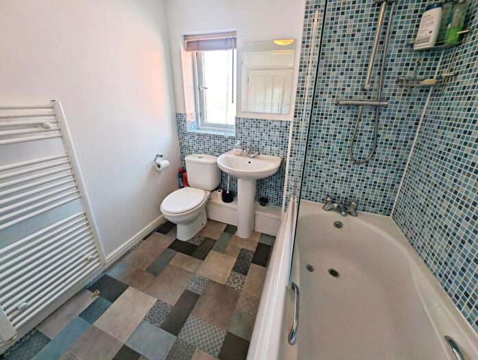 1 Bedroom Coach House For Sale In Knights Walk, Caerphilly, CF83