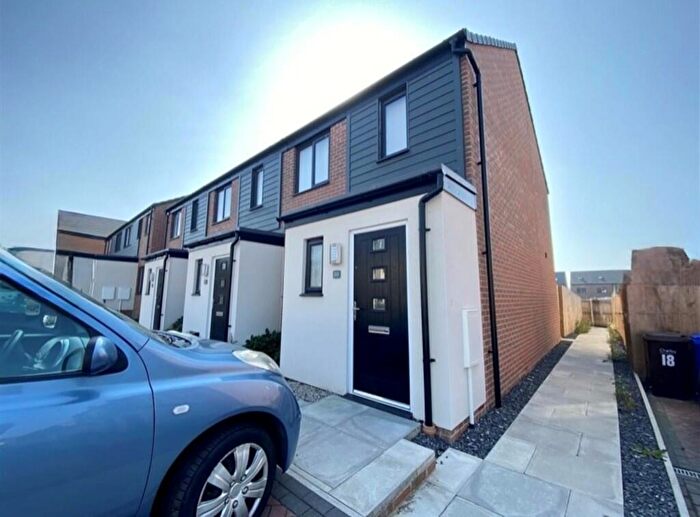 2 Bedroom Town House To Rent In Martlet Grove, Buckshaw Village, Chorley, PR7