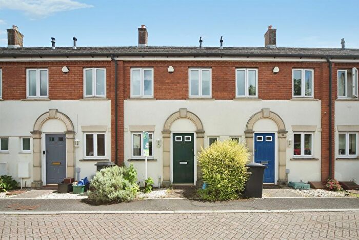 2 Bedroom Terraced House For Sale In Mitre Court, Taunton, TA1