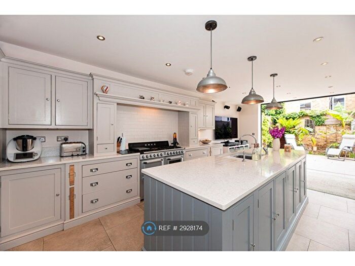 5 Bedroom Terraced House To Rent In Shelgate Road, London, SW11