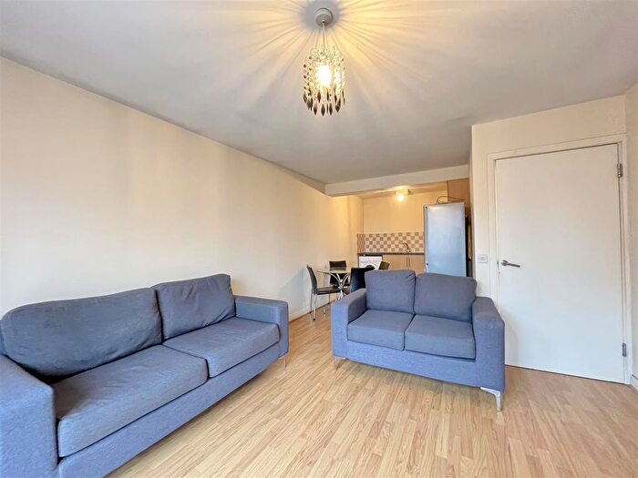 1 Bedroom Flat To Rent In City Link, Hessel Street, Salford, M50