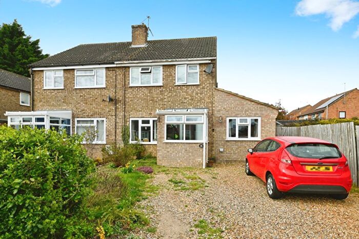 4 Bedroom Semi-Detached House For Sale In John Davis Way, Watlington, King's Lynn, PE33