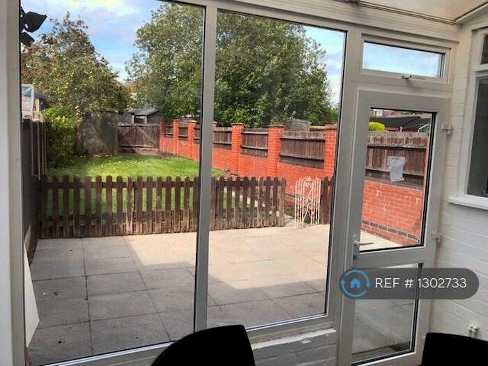 4 Bedroom Semi-Detached House To Rent In Franciscan Road, Coventry, CV3