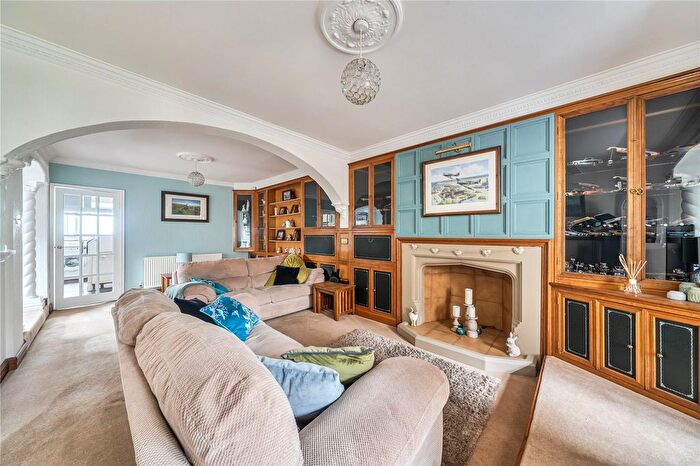 3 Bedroom Semi Detached House For Sale In Main Road, Biggin Hill, Westerham, Kent, TN16