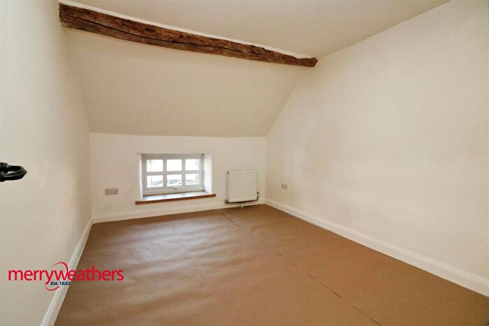 2 Bedroom Cottage For Sale In Woodall Lane, Harthill, Sheffield, S26