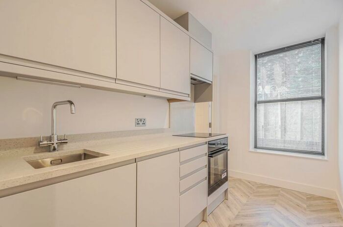 1 Bedroom Flat To Rent In 329-331 London Road, Camberley GU15