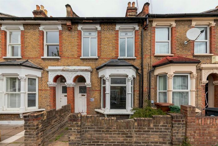 3 Bedroom Terraced House To Rent In Clarence Road, Walthamstow, E17