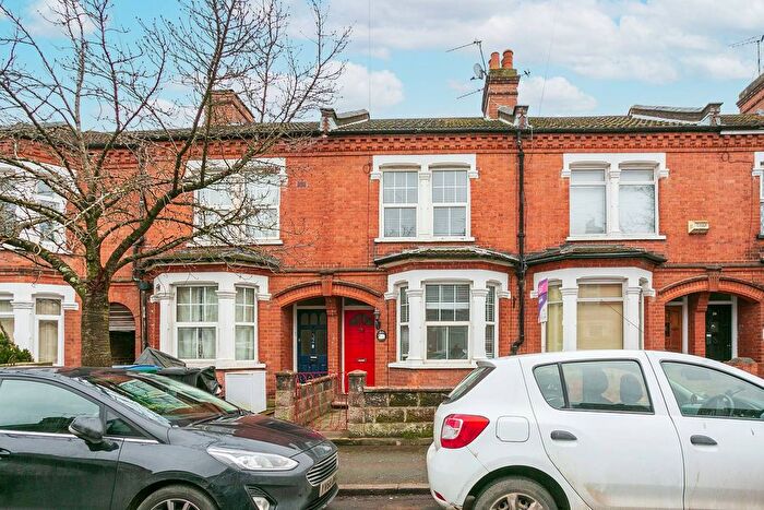 3 Bedroom Terraced House To Rent In Bruce Grove, Watford, WD24