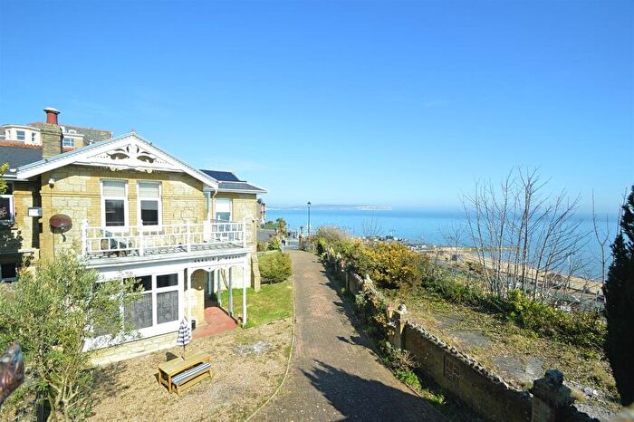 4 Bedroom Detached House For Sale In Stunning Sea Views * Shanklin, PO37