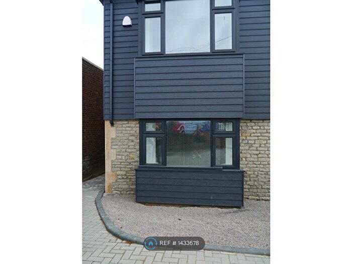 1 Bedroom Flat To Rent In Gloucester Road, Bristol, BS34