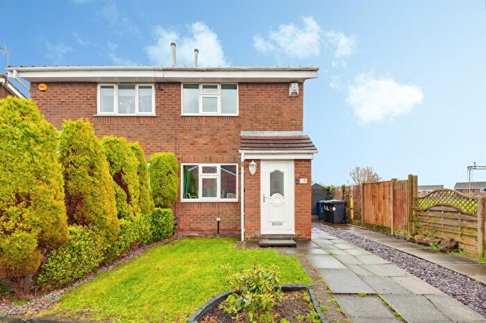 2 Bedroom Semi Detached House For Sale In Betchworth Crescent, Beechwood, Runcorn, WA7