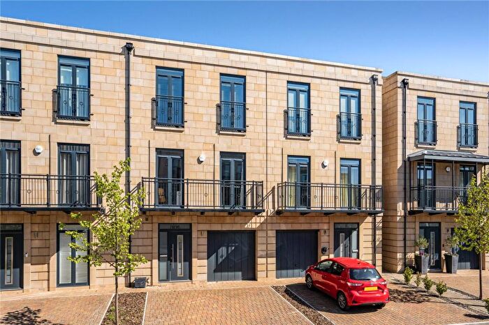 5 Bedroom Terraced House For Sale In Summerbee Drive, Cheltenham, Gloucestershire, GL51