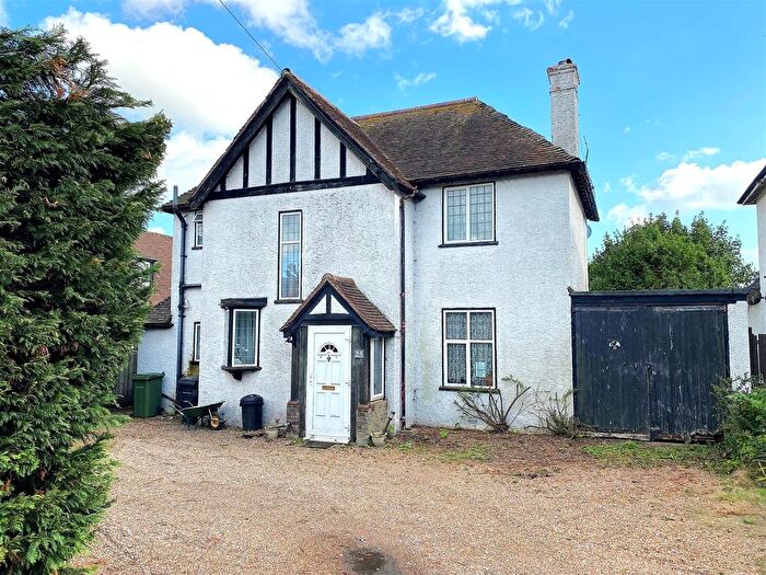3 Bedroom Property For Sale In Barnhorn Road, Bexhill-On-Sea, TN39