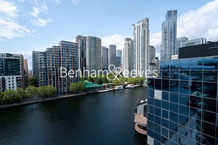2 Bedroom Apartment To Rent In Crossharbour Plaza, London, E14