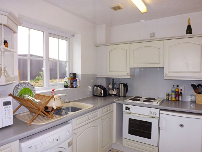 2 Bedroom Property To Rent In Dewell Mews, Swindon, SN3