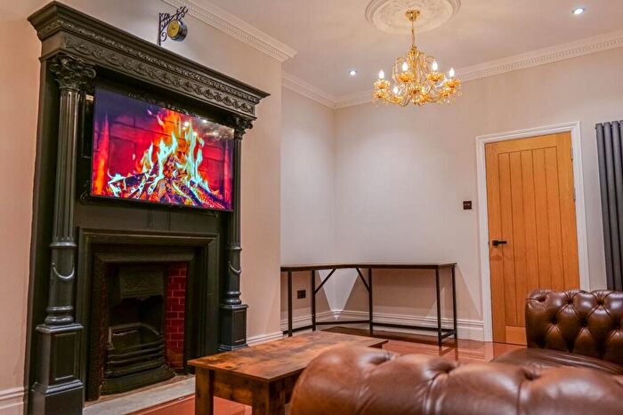 2 Bedroom Flat To Rent In Norfolk Square, Brighton, BN1