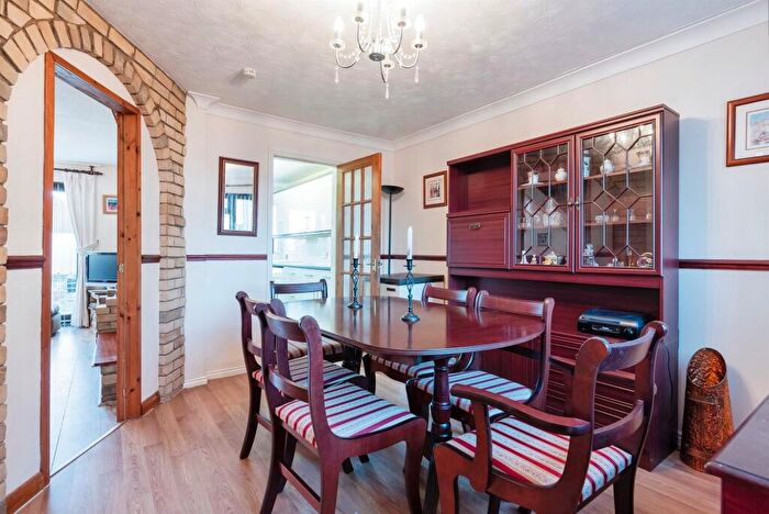 3 Bedroom Terraced House For Sale In Chaucer Road, Royston, SG8