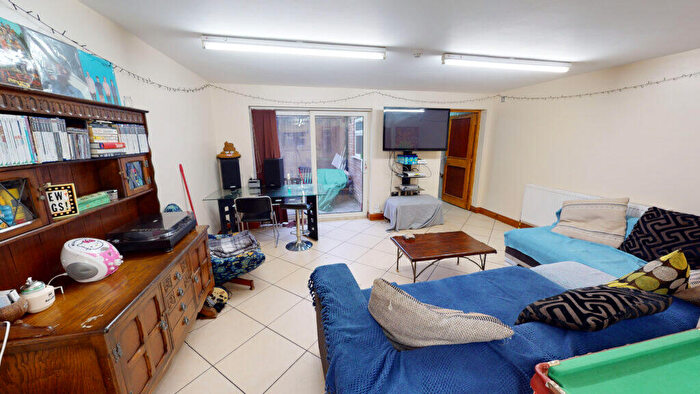 1 Bedroom House To Rent In Rathbone Close, Balsall Heath, B5
