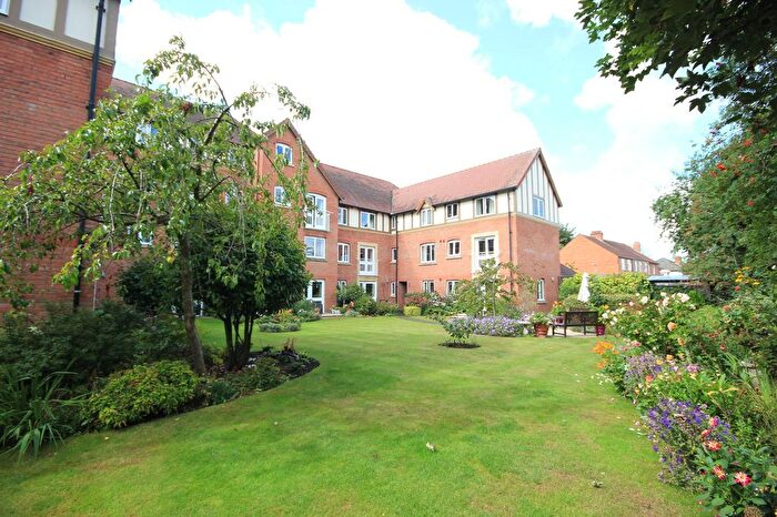 1 Bedroom Flat For Sale In Santler Court, Worcester Road, Malvern, WR14