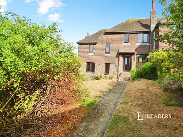 3 Bedroom Semi-Detached House To Rent In Long Furlong, Findon, Worthing, BN14