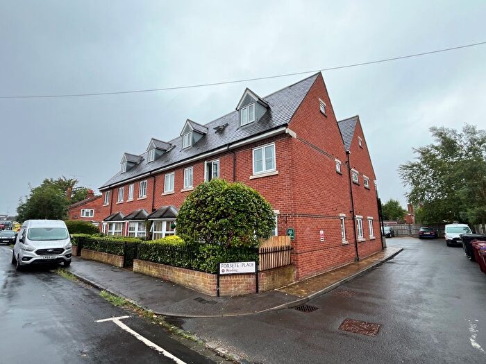 2 Bedroom Flat To Rent In Cardigan Road, Reading, Berkshire, RG1