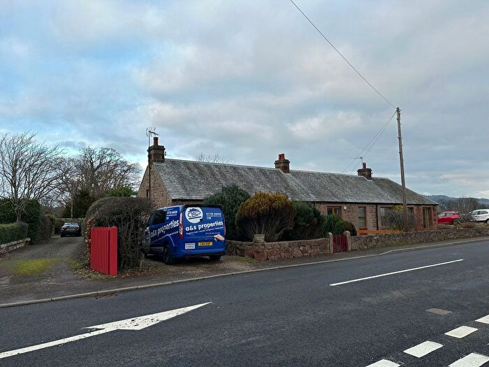 2 Bedroom Cottage To Rent In Ballendrick Cottage Forgandenny Bridge Of Earn, PH2