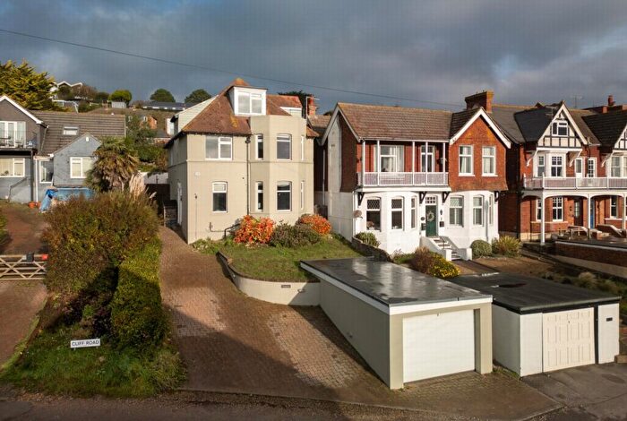 5 Bedroom Detached House For Sale In Cliff Road, Seabrook, CT21