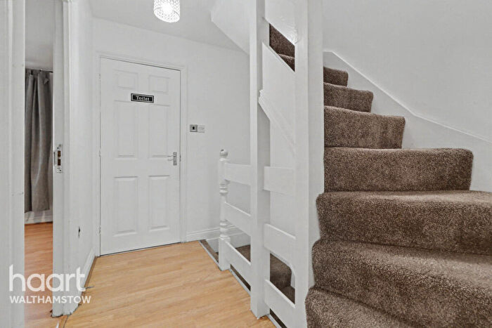 4 Bedroom Terraced House To Rent In Lawrence Avenue, London, E17