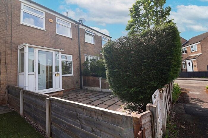 2 Bedroom Terraced House For Sale In Brosscroft Village, Hadfield, SK13