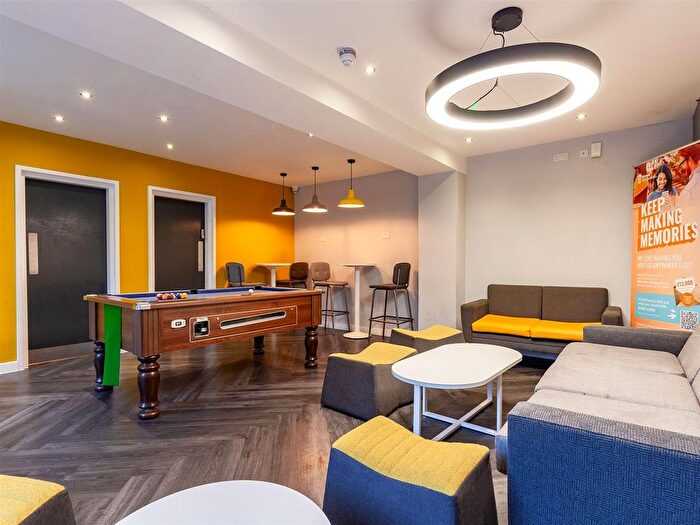 1 Bedroom Flat To Rent In Cromwell Range, Manchester, M14