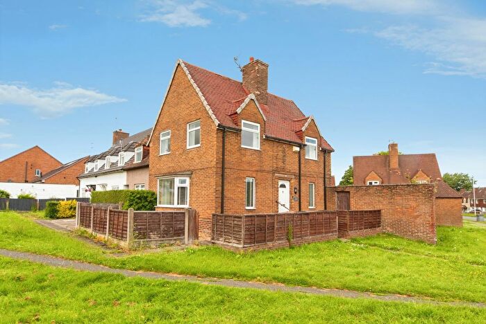 3 Bedroom End Terrace House For Sale In Home Farm Road, Wirral, CH49