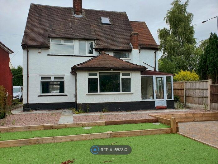 3 Bedroom Detached House To Rent In London Road, Newcastle-Under-Lyme, ST5