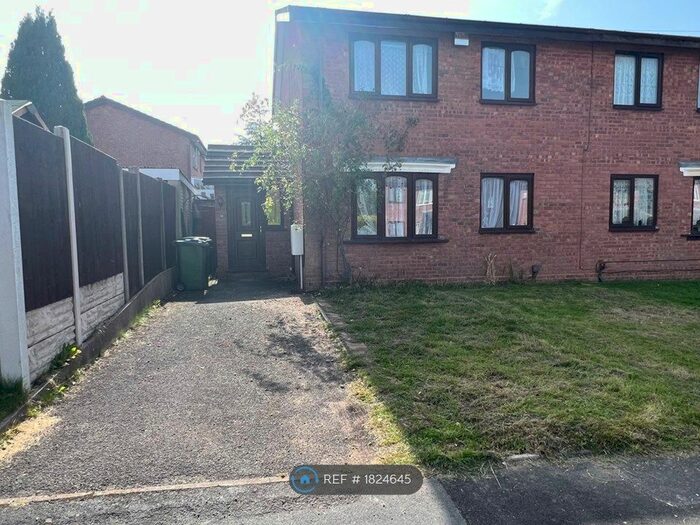 3 Bedroom Semi-Detached House To Rent In Gladstone Street, West Bromwich, B71