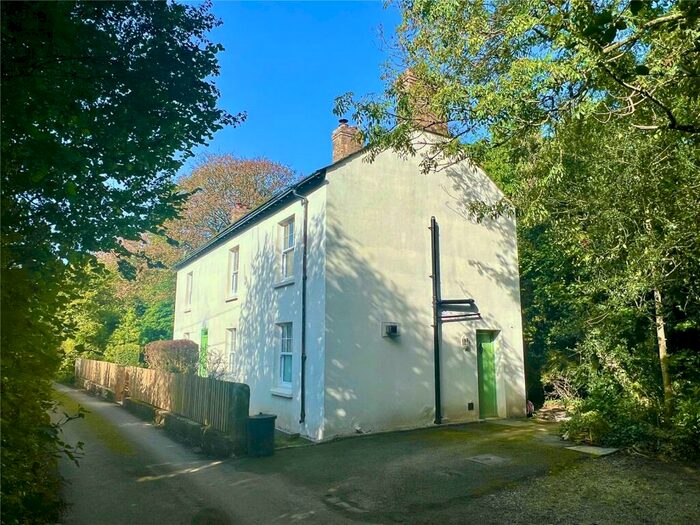 4 Bedroom Detached House For Sale In Tredinnick Pits, Bodmin, Cornwall, PL30