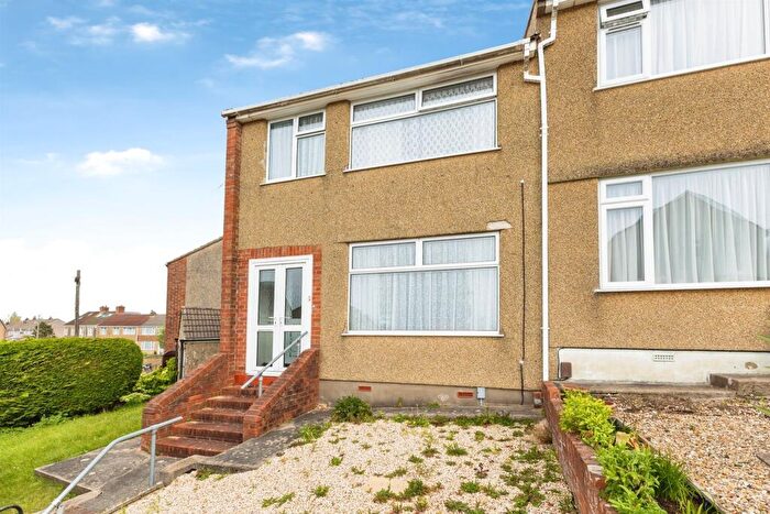 3 Bedroom End Of Terrace House For Sale In Coberley, Bristol, BS15