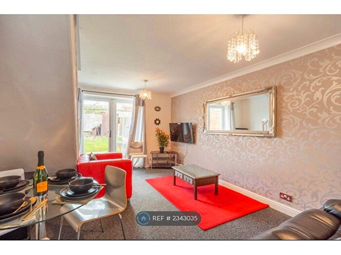 2 Bedroom Terraced House To Rent In Dairy Close, Tipton, DY4