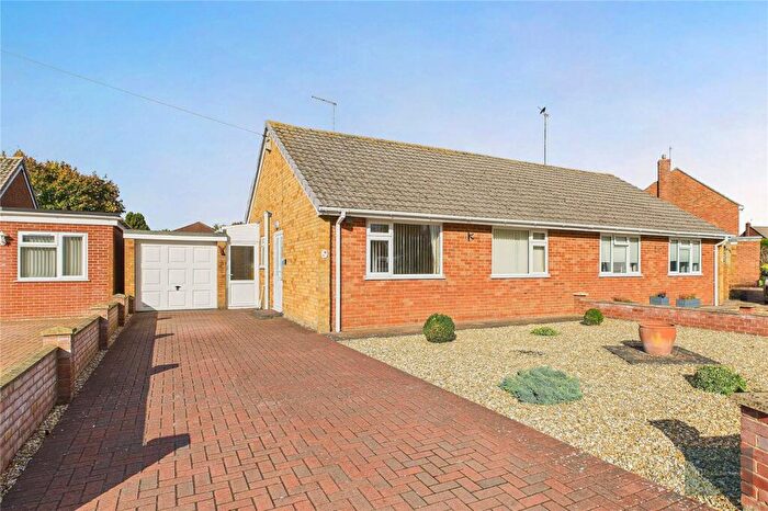 2 Bedroom Bungalow For Sale In Greenwood Road, Wiltshire, SN12