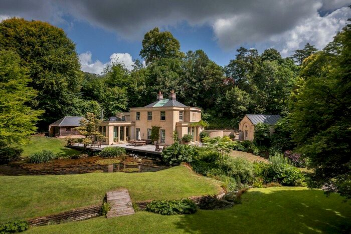 4 Bedroom Detached House For Sale In Steep, Petersfield, Hampshire, GU32