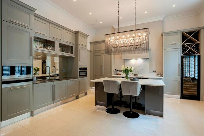 2 Bedroom Apartment To Rent In Victoria Avenue, Harrogate, HG1