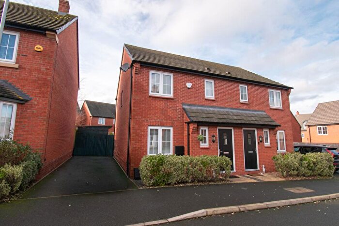 3 Bedroom Semi Detached House For Sale In Mulberry Way, Rothley, LE7