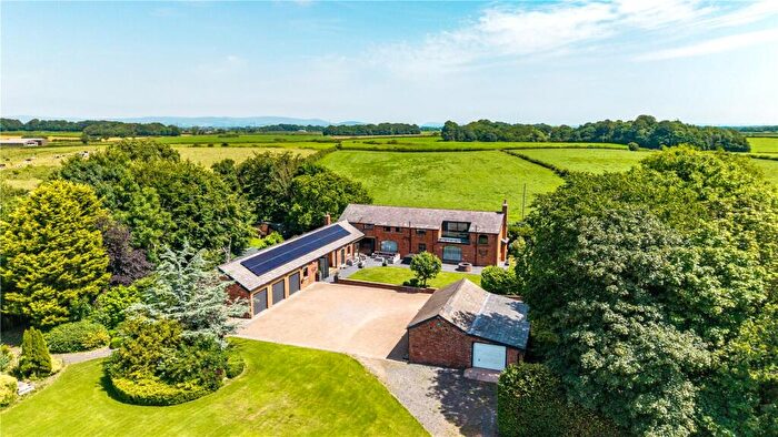 4 Bedroom Barn Conversion For Sale In Weeton Road, Singleton, Poulton-le-Fylde, Lancashire, FY6
