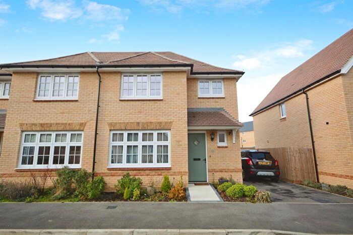 3 Bedroom Semi-Detached House For Sale In Butcher Way, Silver End, Witham, CM8