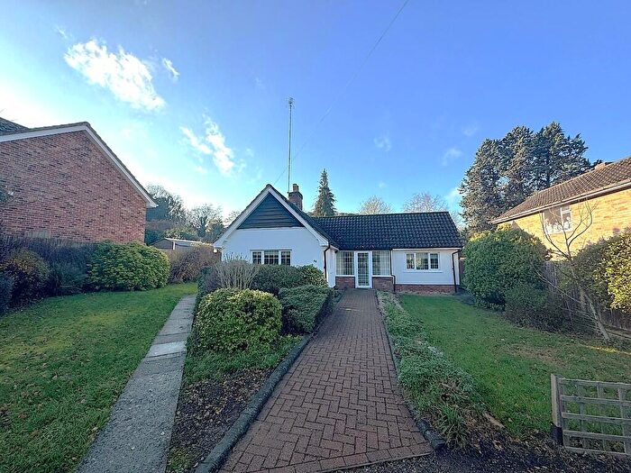 3 Bedroom Detached Bungalow To Rent In Vinery Road, Bury St. Edmunds, IP33