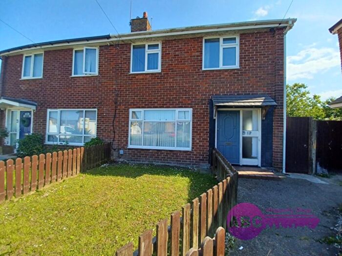 3 Bedroom Semi-Detached House To Rent In Cameron Road Leasowe Wirral, CH46