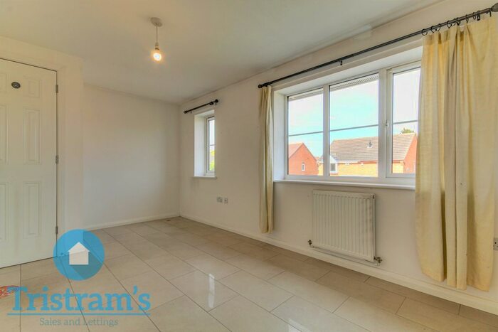 2 Bedroom Semi-Detached House For Sale In Pearce Drive, Nottingham, NG8