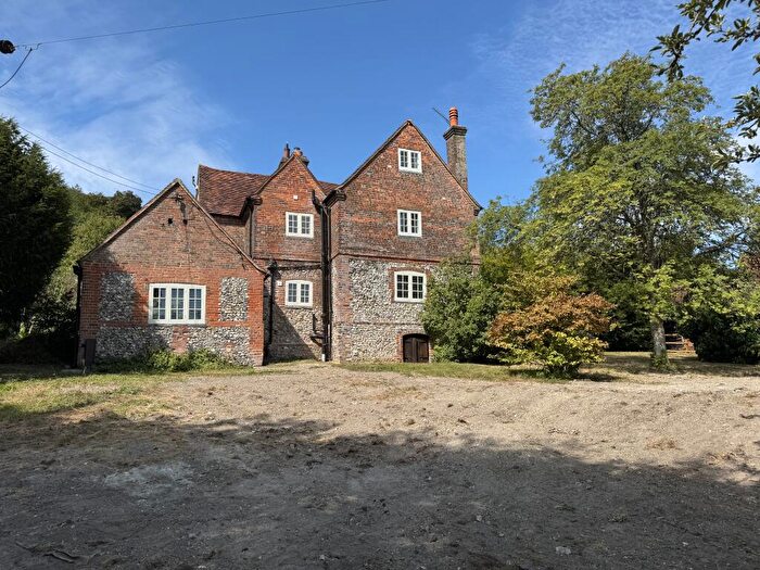 4 Bedroom Detached House To Rent In , HP14