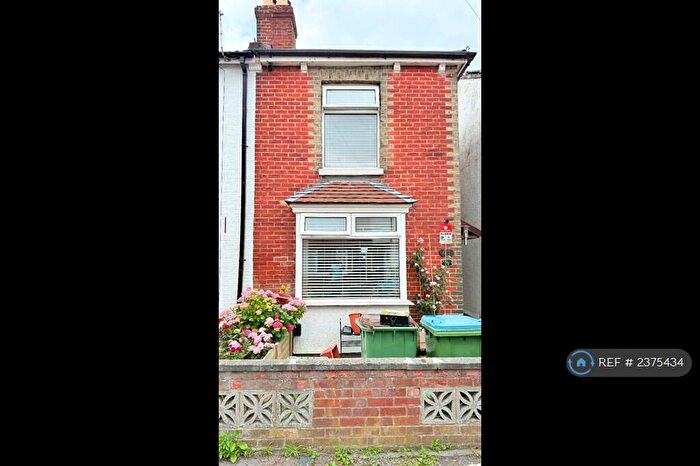 2 Bedroom Semi-Detached House To Rent In Ivy Road, Southampton, SO17