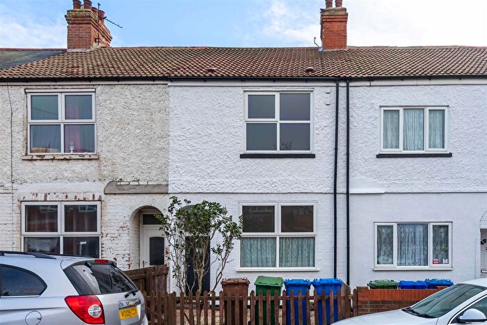 3 Bedroom Terraced House To Rent In South Cliff Road, Withernsea, HU19