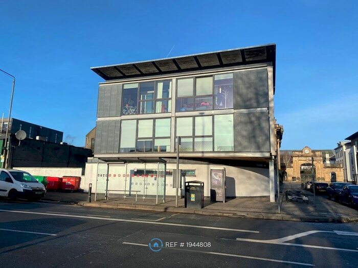 1 Bedroom Flat To Rent In Graham Square, Glasgow, G31